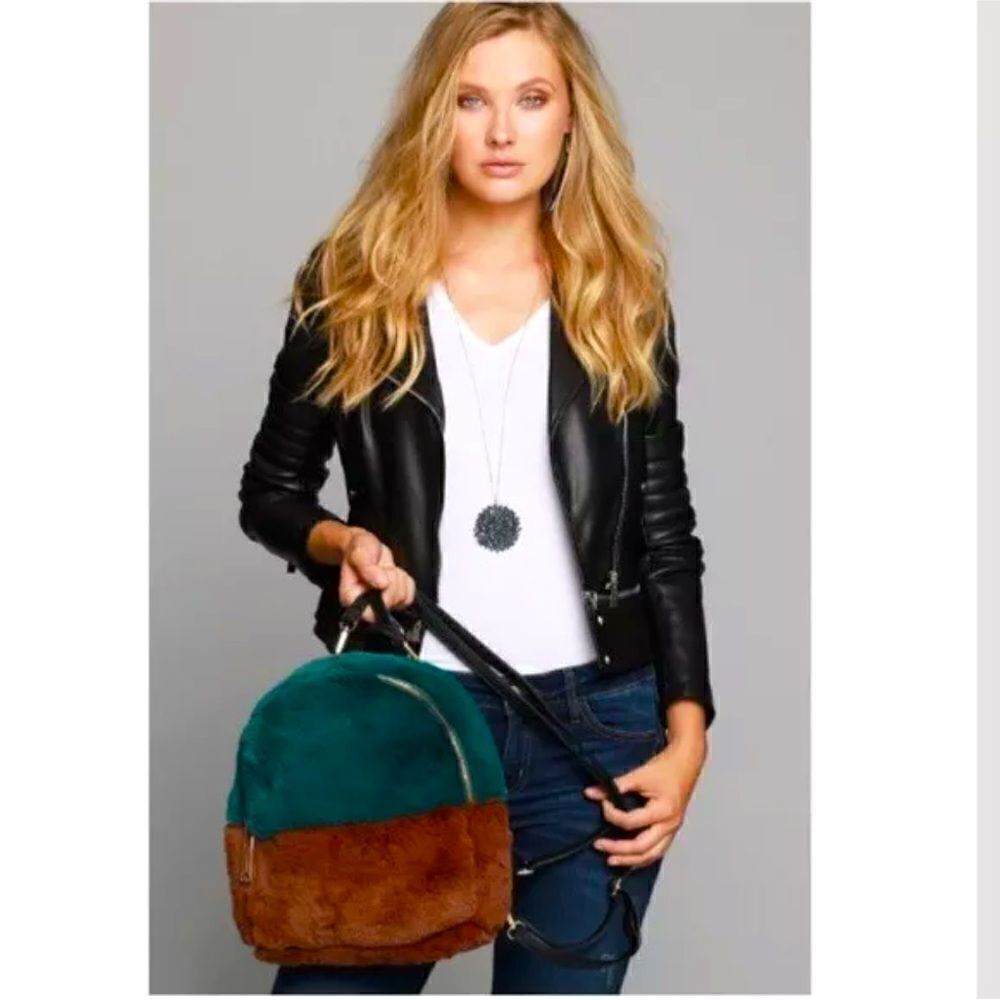 Do Everything in love faux fur back pack NWT
